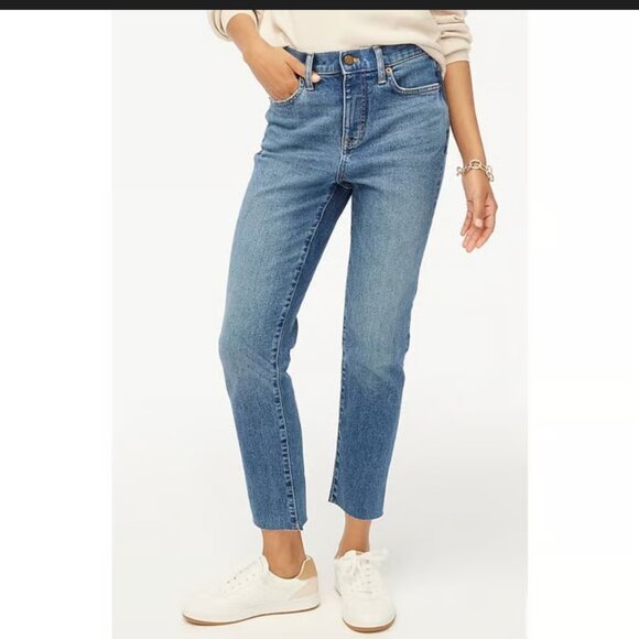 J. Crew Denim - nwt J.CREW essential straight jeans 30 BT019